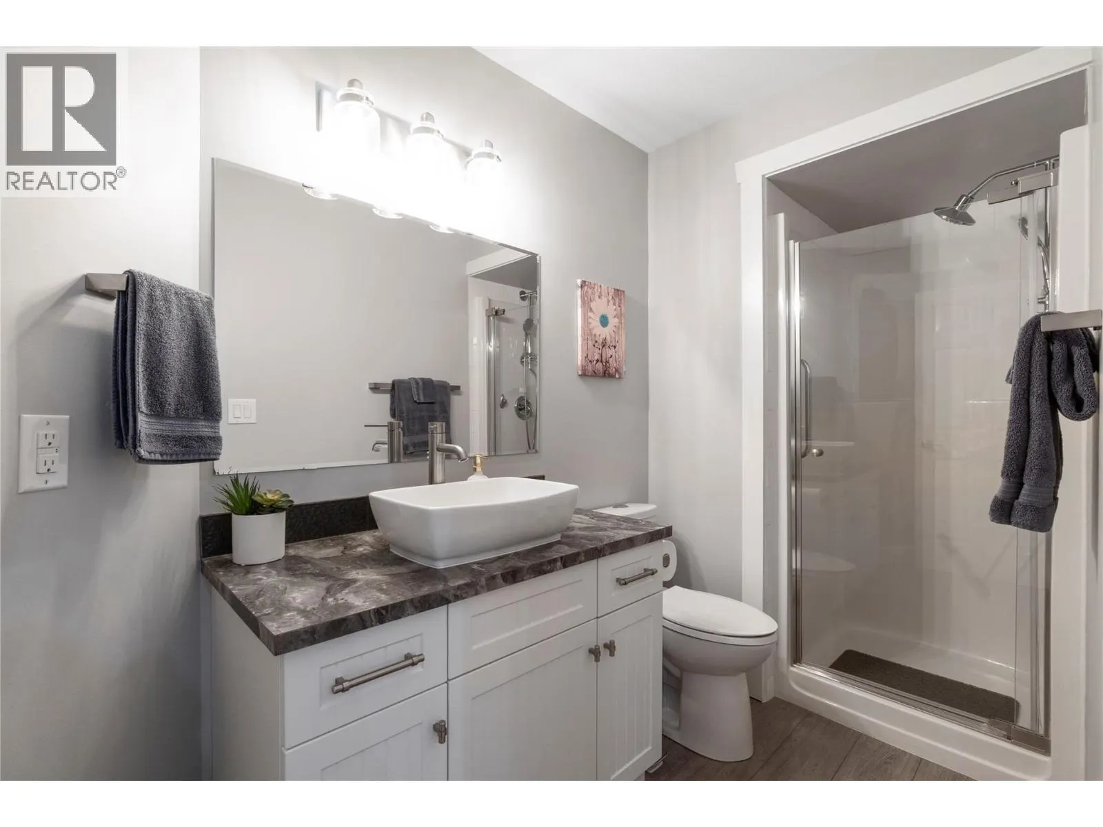251 6 Street SE Unit# 303