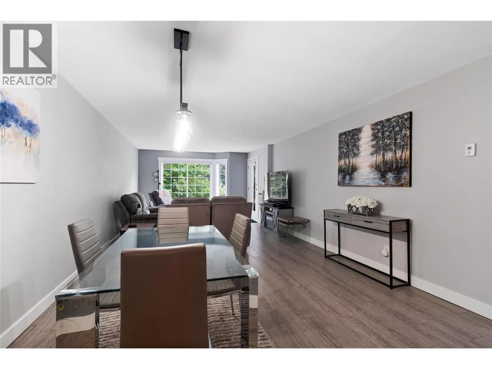 251 6 Street SE Unit# 303