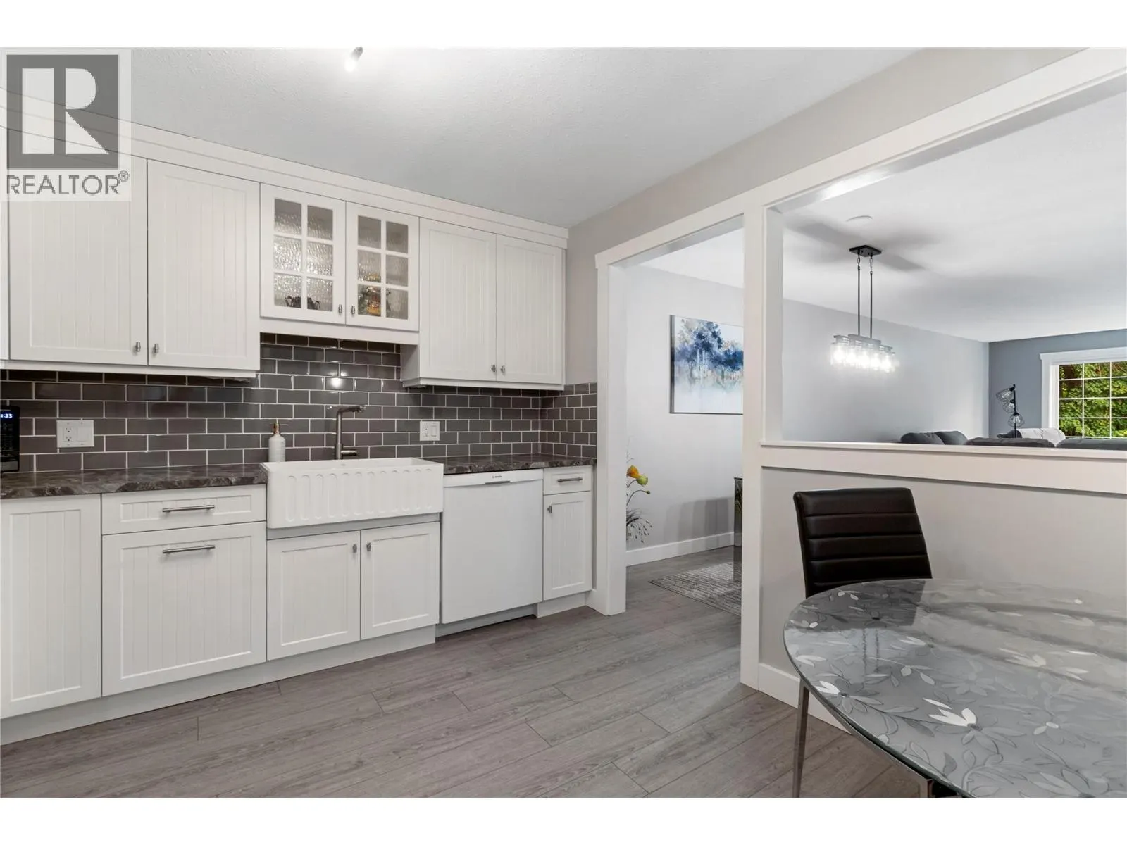 251 6 Street SE Unit# 303