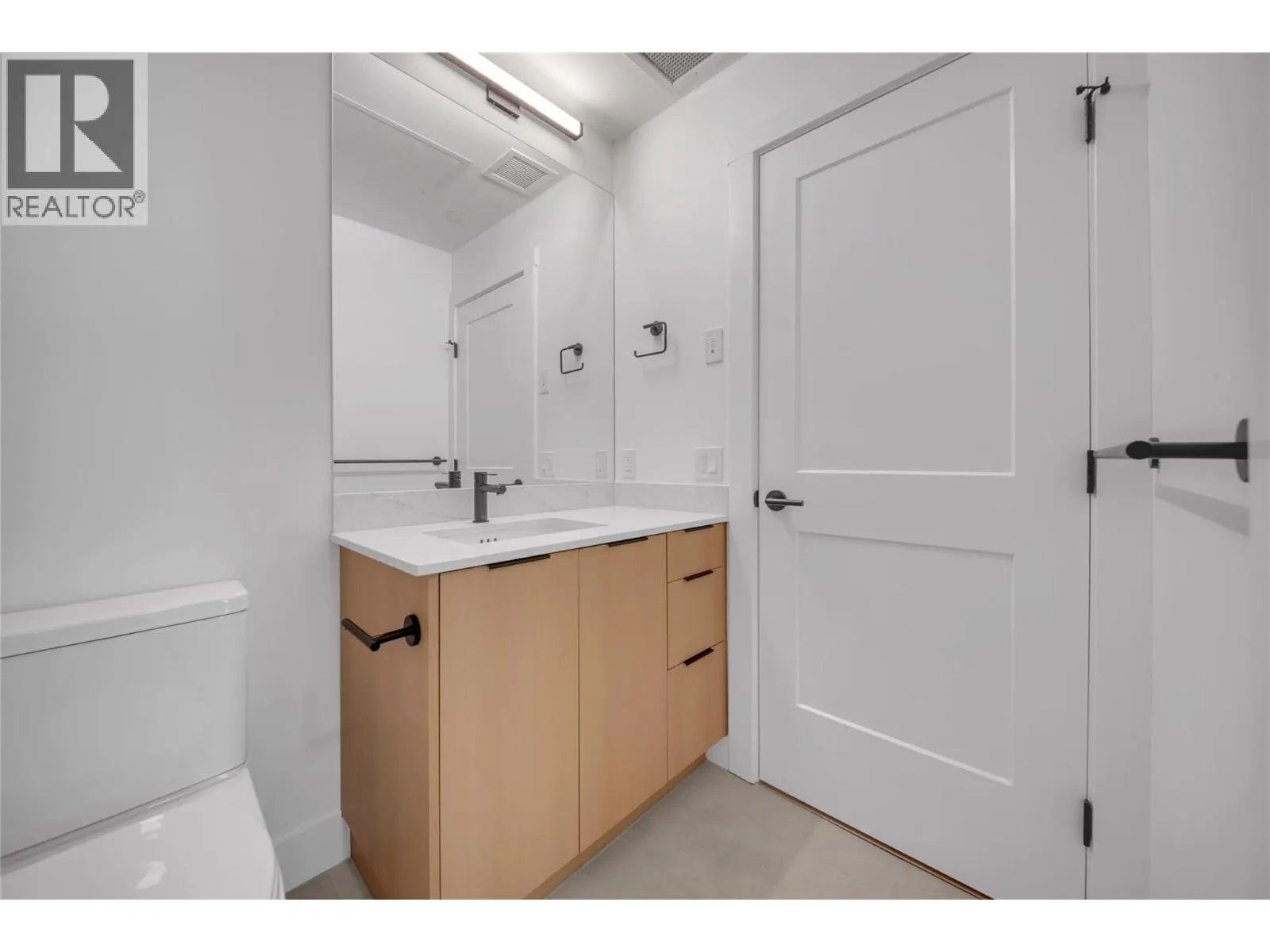 620 Coronation Avenue Unit# 409