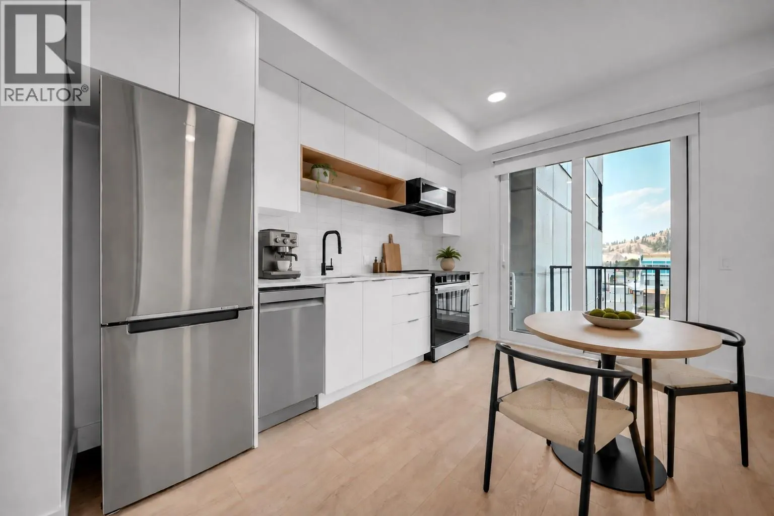 620 Coronation Avenue Unit# 409