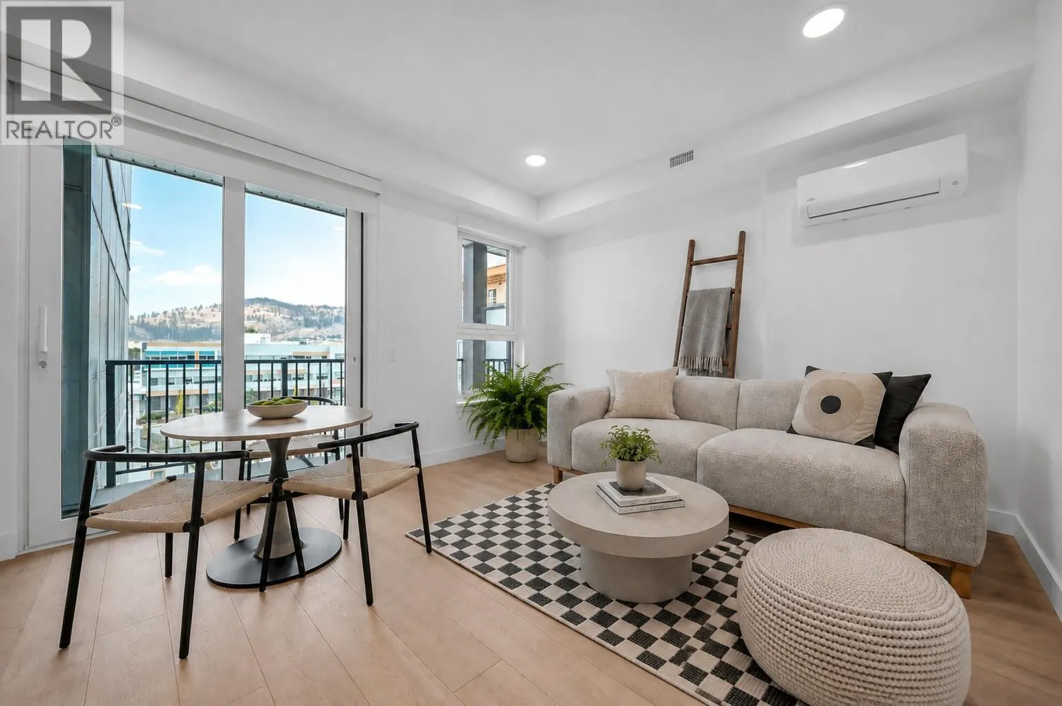 620 Coronation Avenue Unit# 409