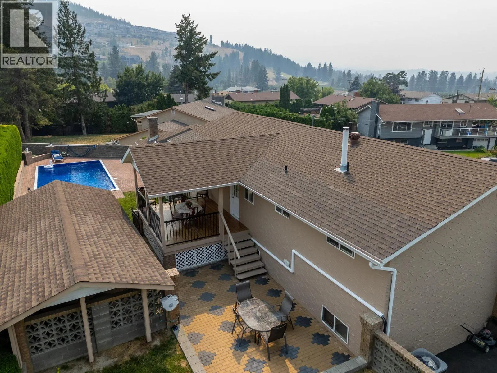 1643 Traut Court