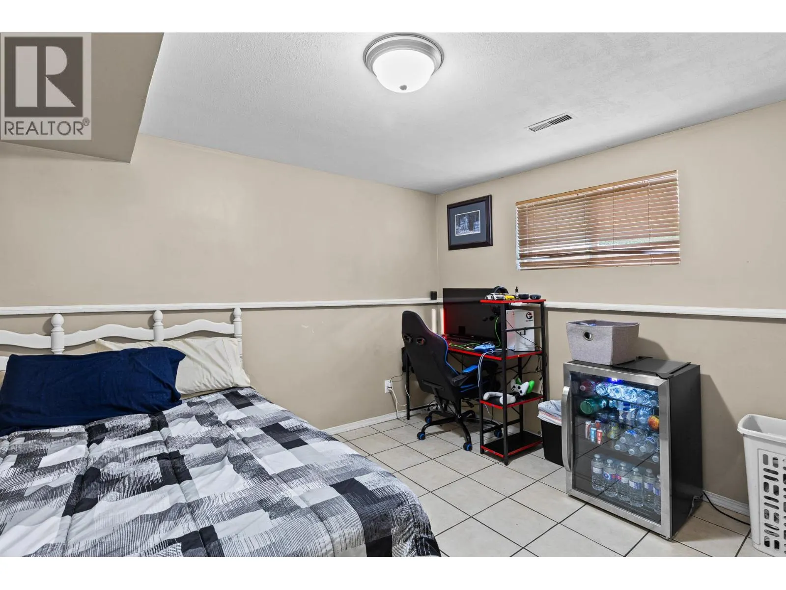 1643 Traut Court