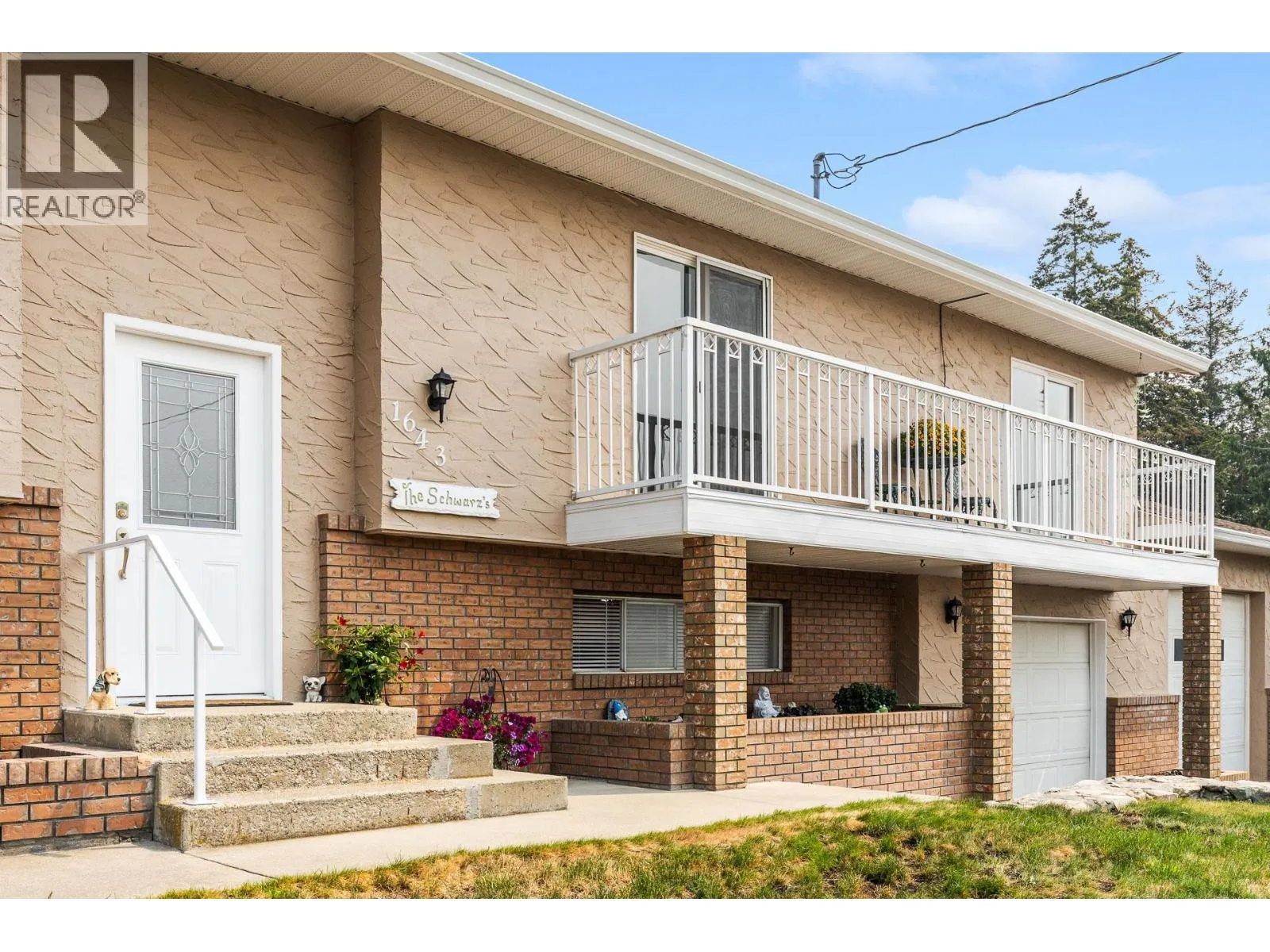 1643 Traut Court