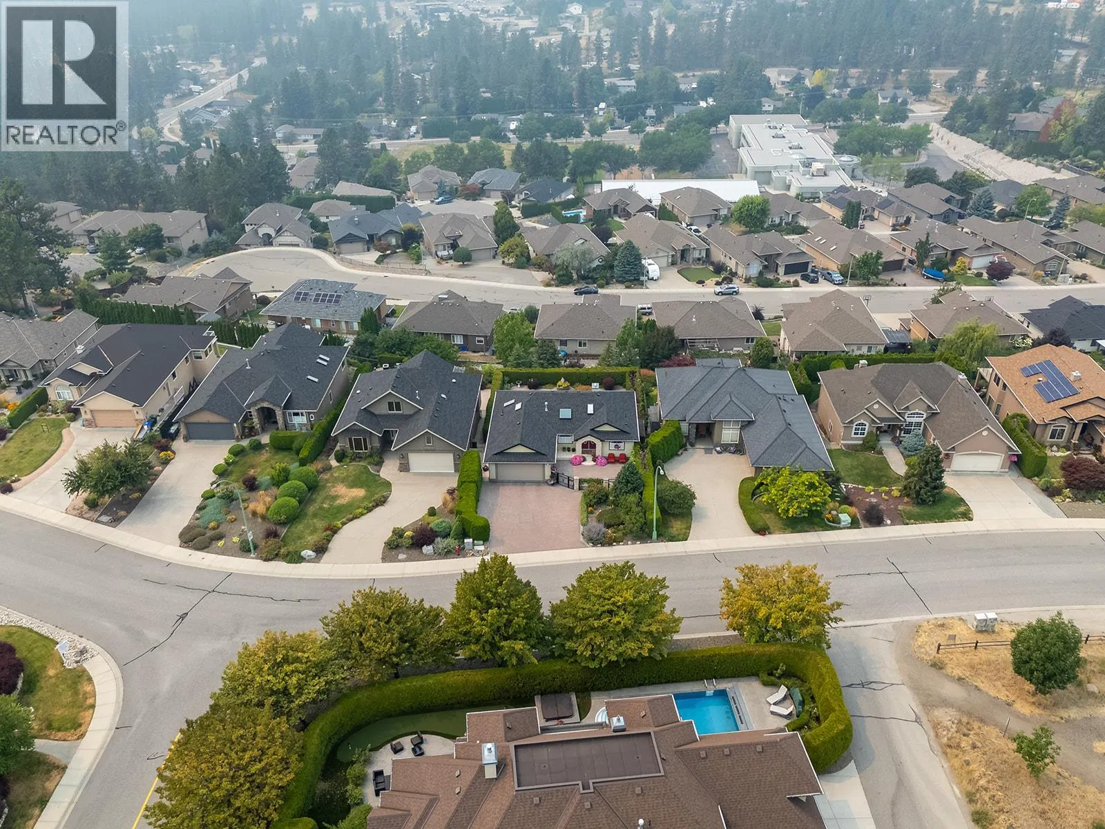 3388 Ridge Boulevard