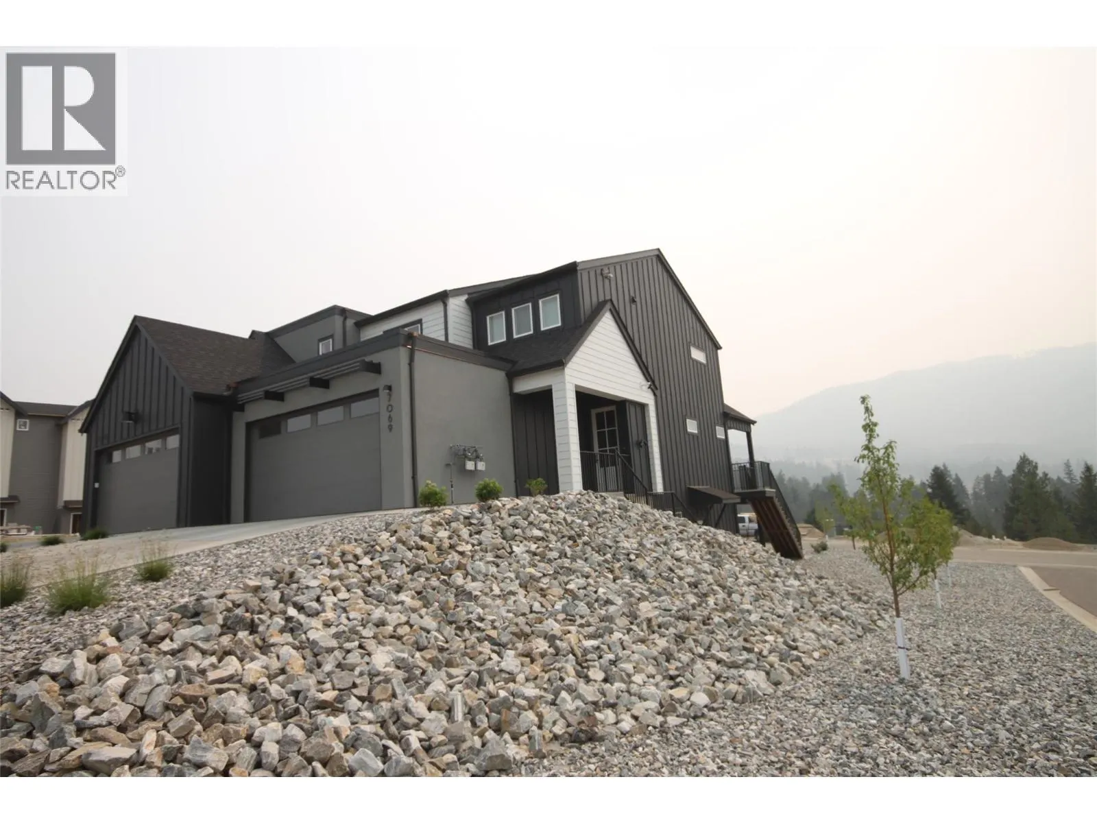 7005 Manning Place