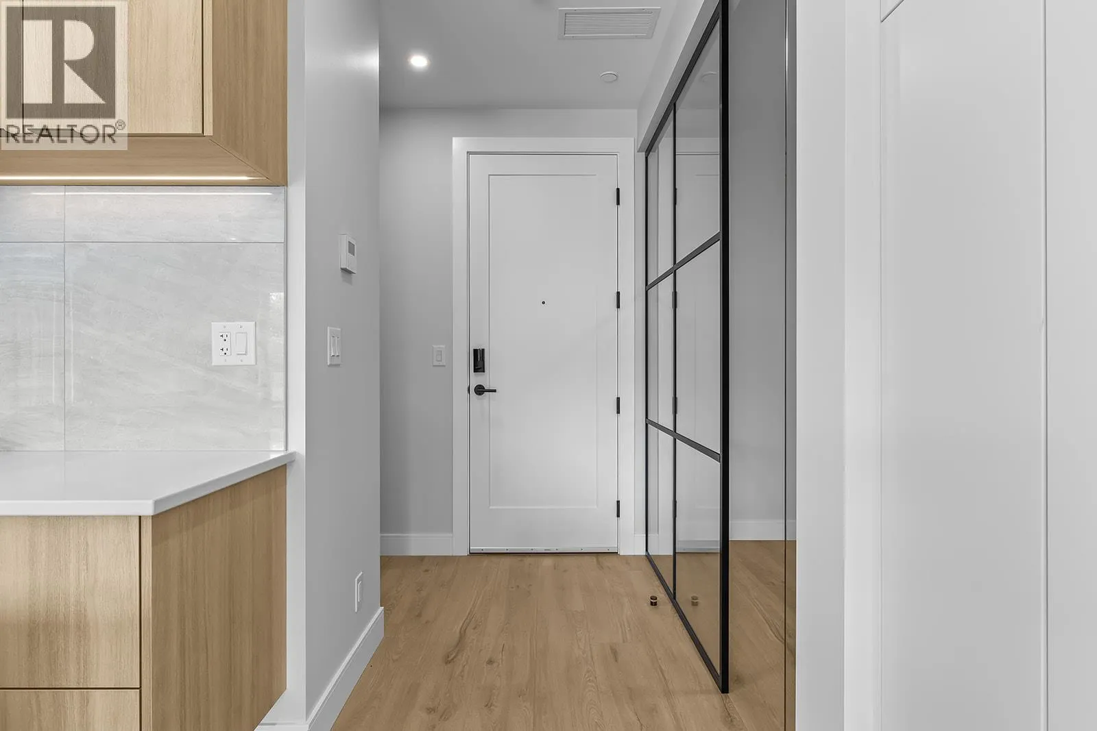 75 Predator Ridge Drive Unit# 205