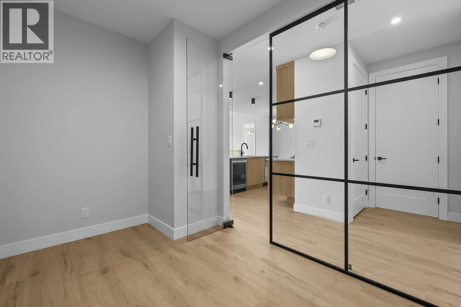 75 Predator Ridge Drive Unit# 205
