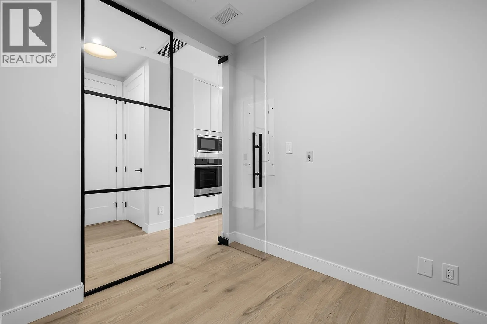 75 Predator Ridge Drive Unit# 208