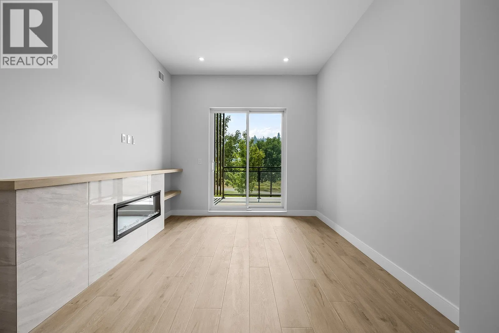 75 Predator Ridge Drive Unit# 208