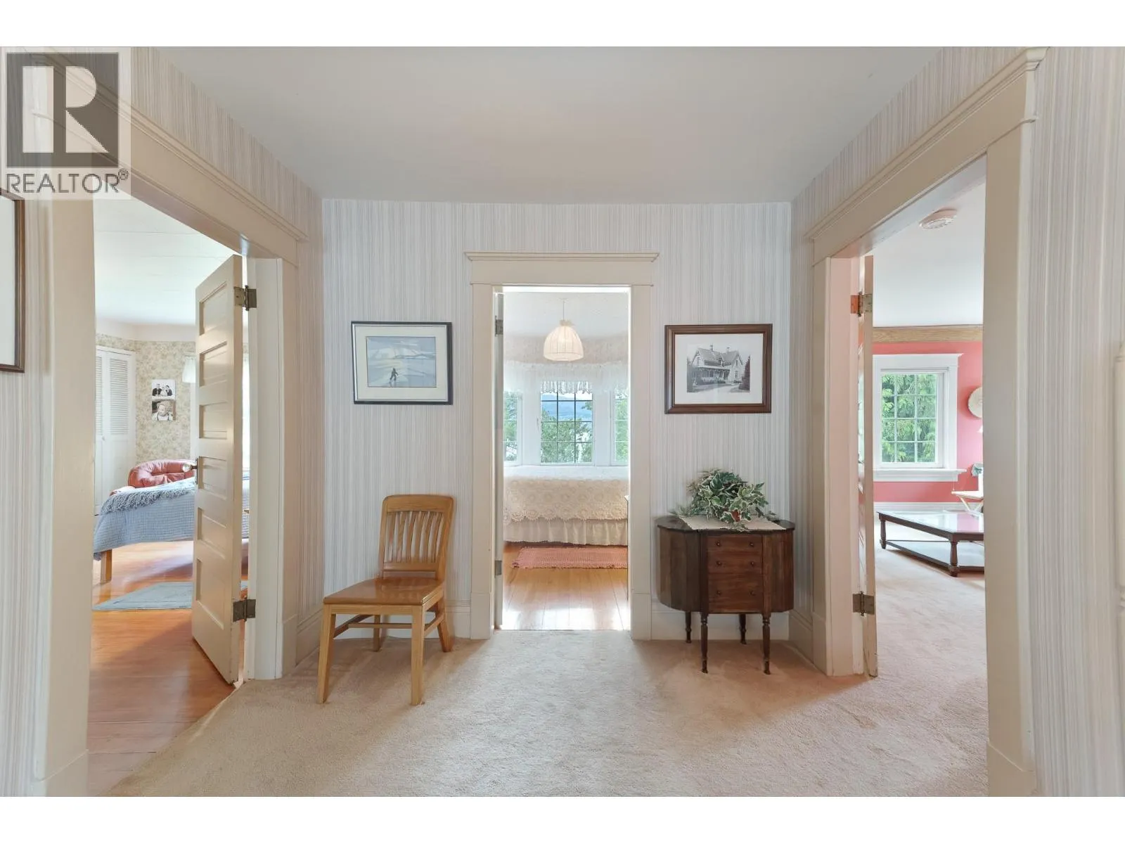 4852-4858 Lakeshore Road