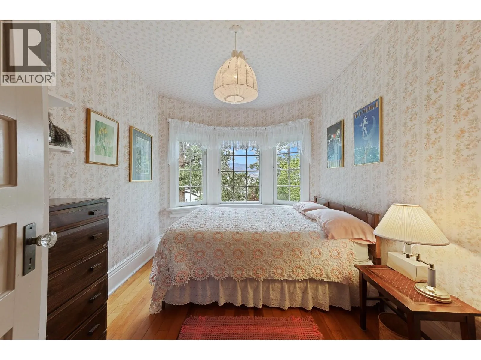 4852-4858 Lakeshore Road