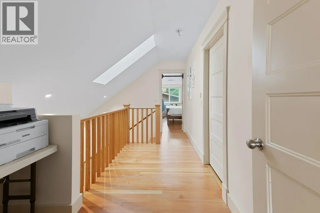 4852-4858 Lakeshore Road
