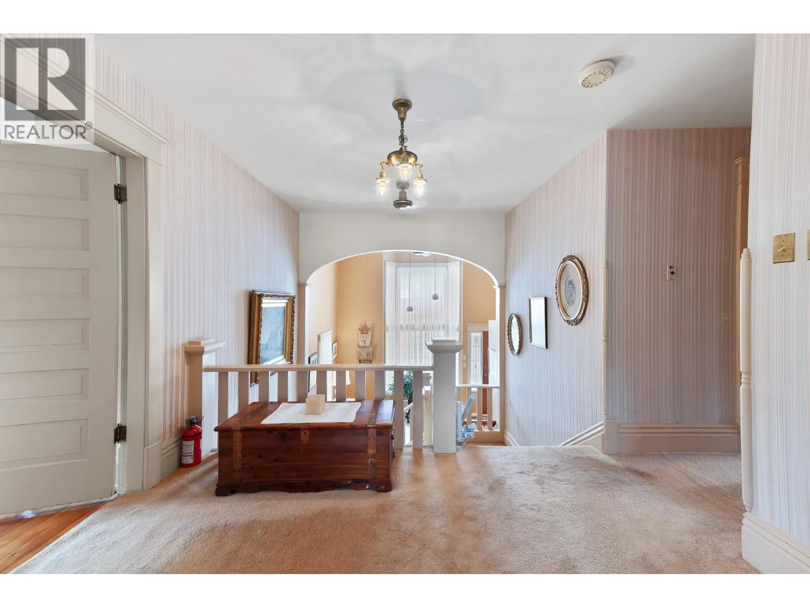 4852-4858 Lakeshore Road