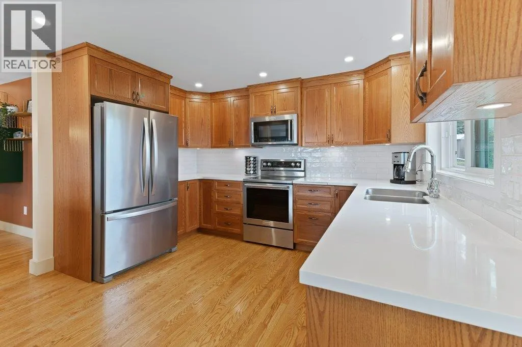 4852-4858 Lakeshore Road