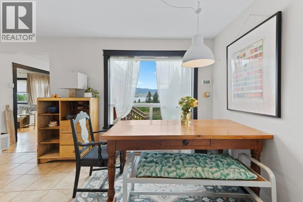 4852-4858 Lakeshore Road