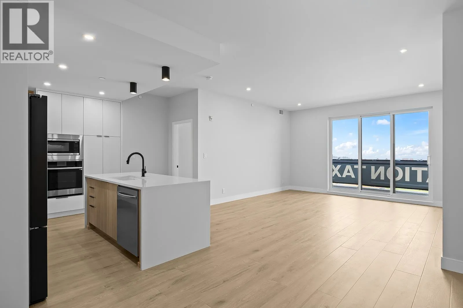 75 Predator Ridge Drive Unit# 301