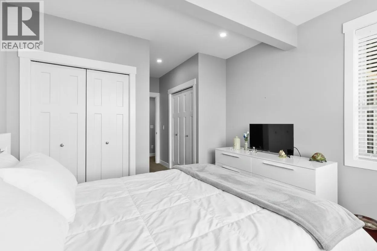 1870 Rosealee Lane Unit# 34