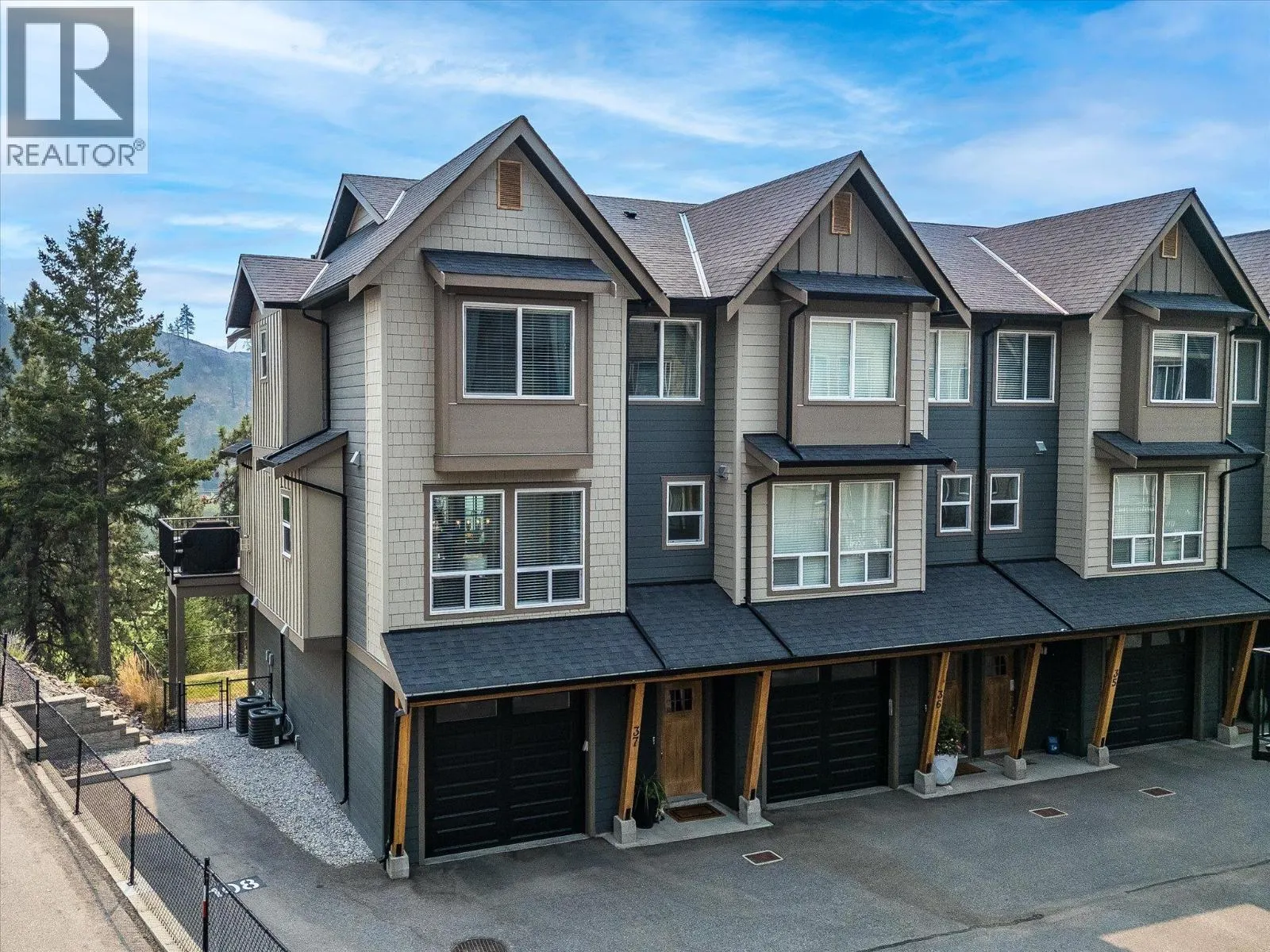 2490 Tuscany Drive Unit# 37