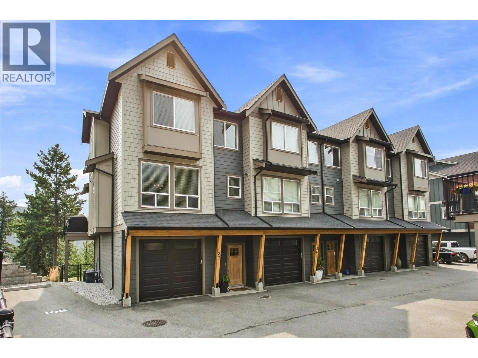 2490 Tuscany Drive Unit# 37