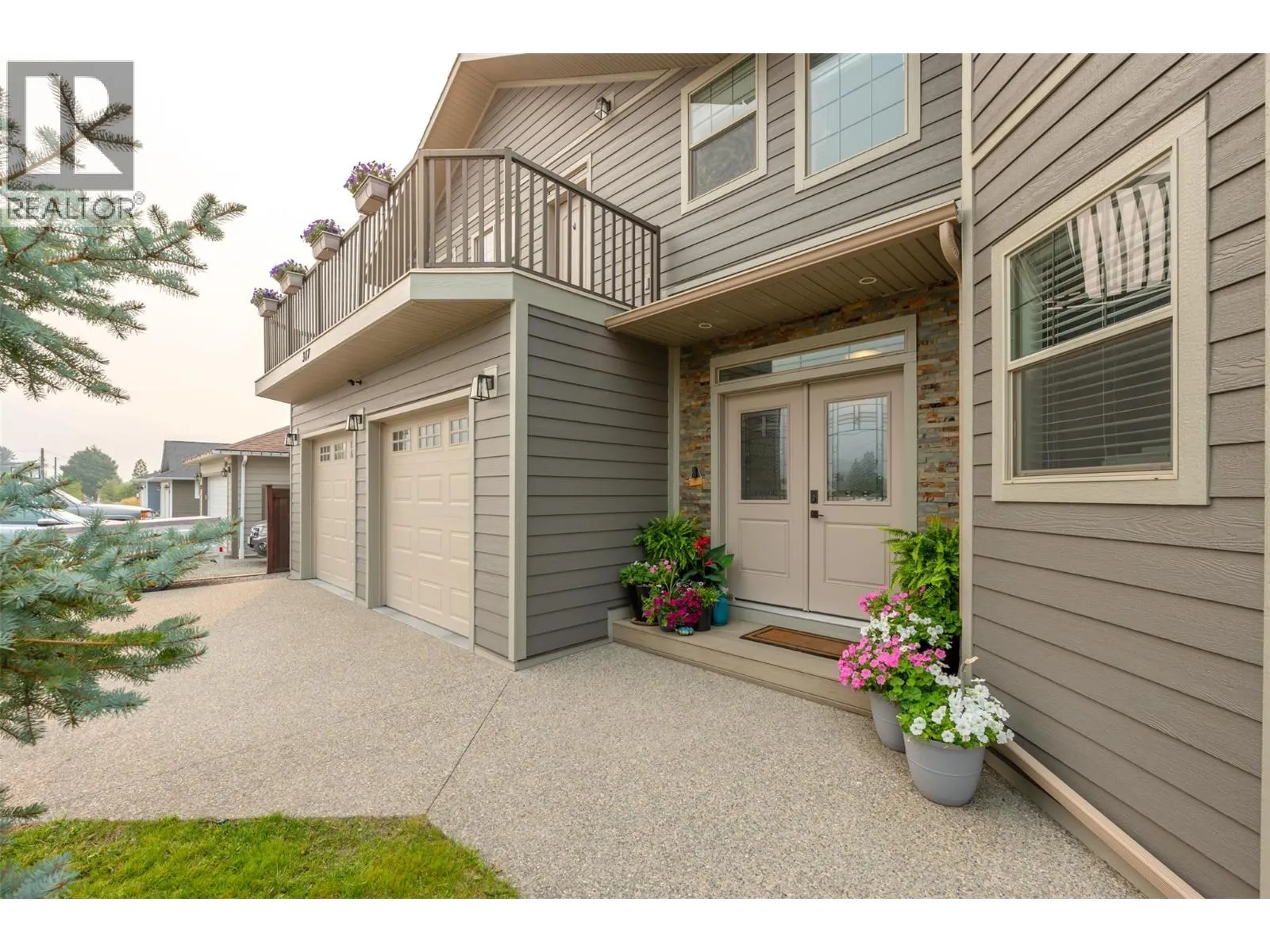317 2nd Avenue