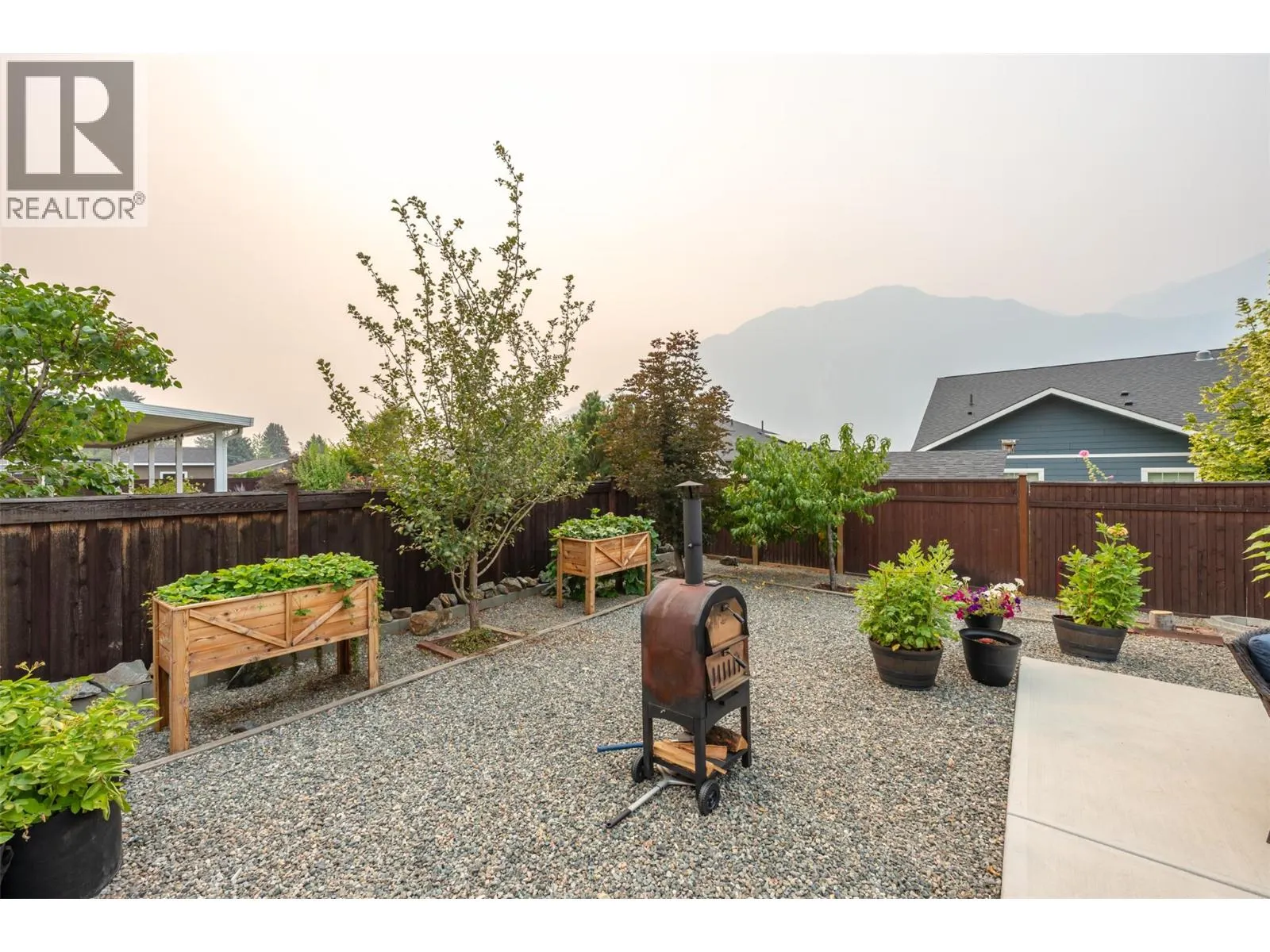 317 2nd Avenue