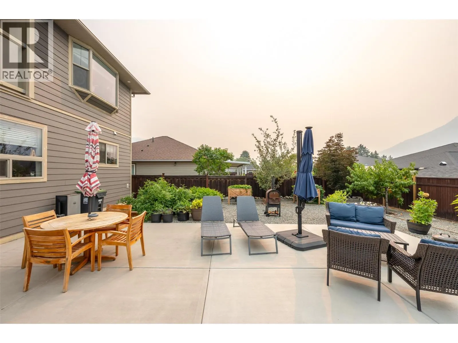 317 2nd Avenue