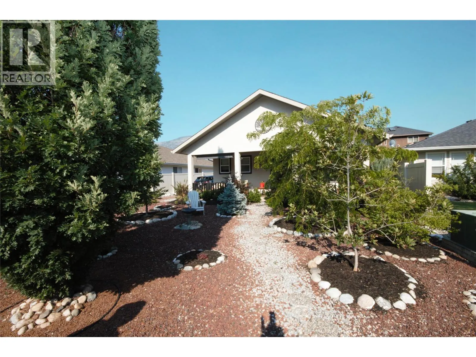 6941 MEADOWS Drive