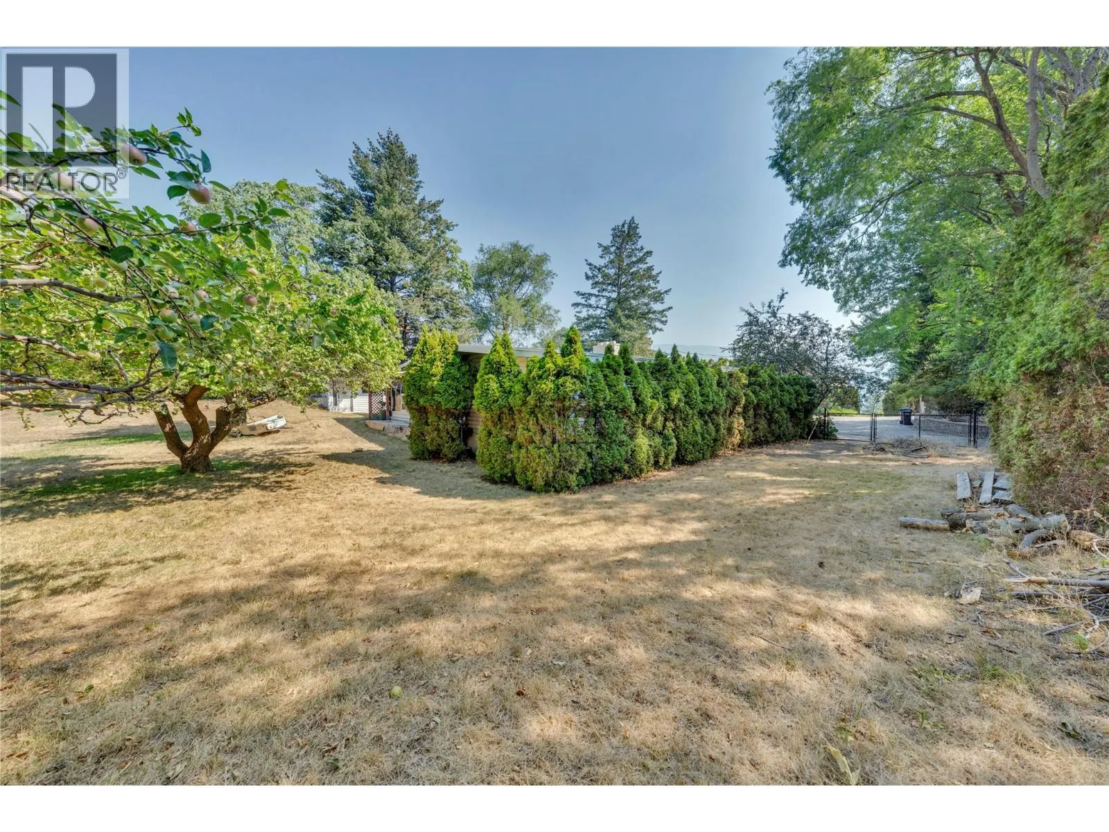 14416 Fisher Close