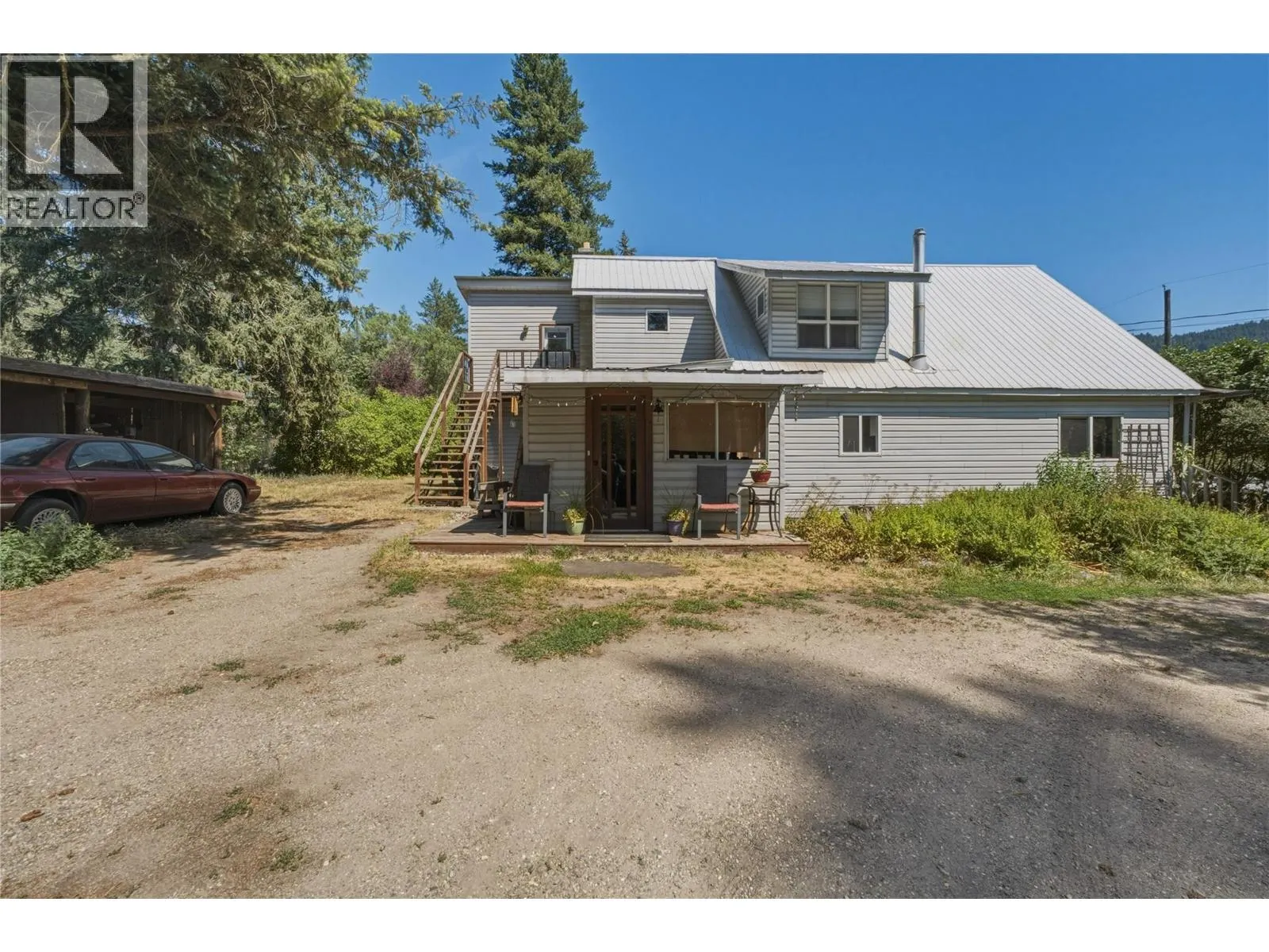 244 Mabel Lake Road
