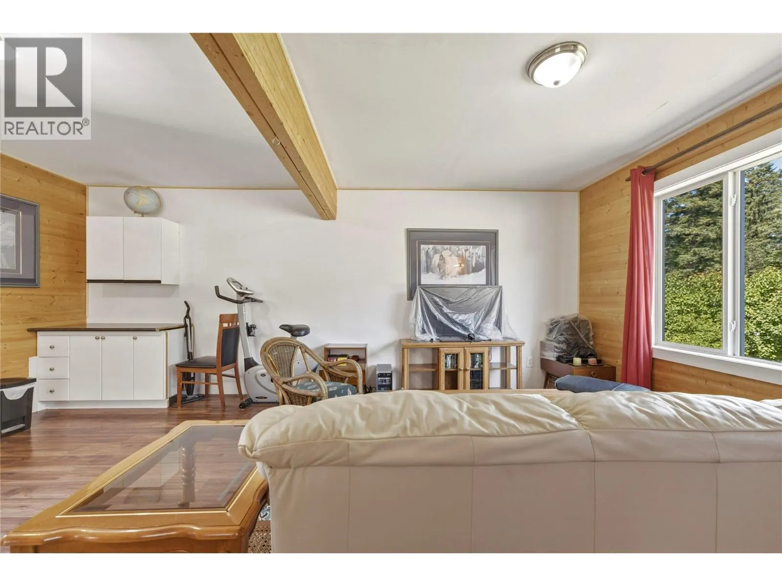 244 Mabel Lake Road
