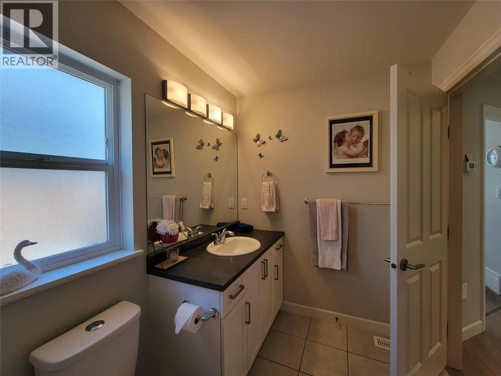 208 K-View Crescent