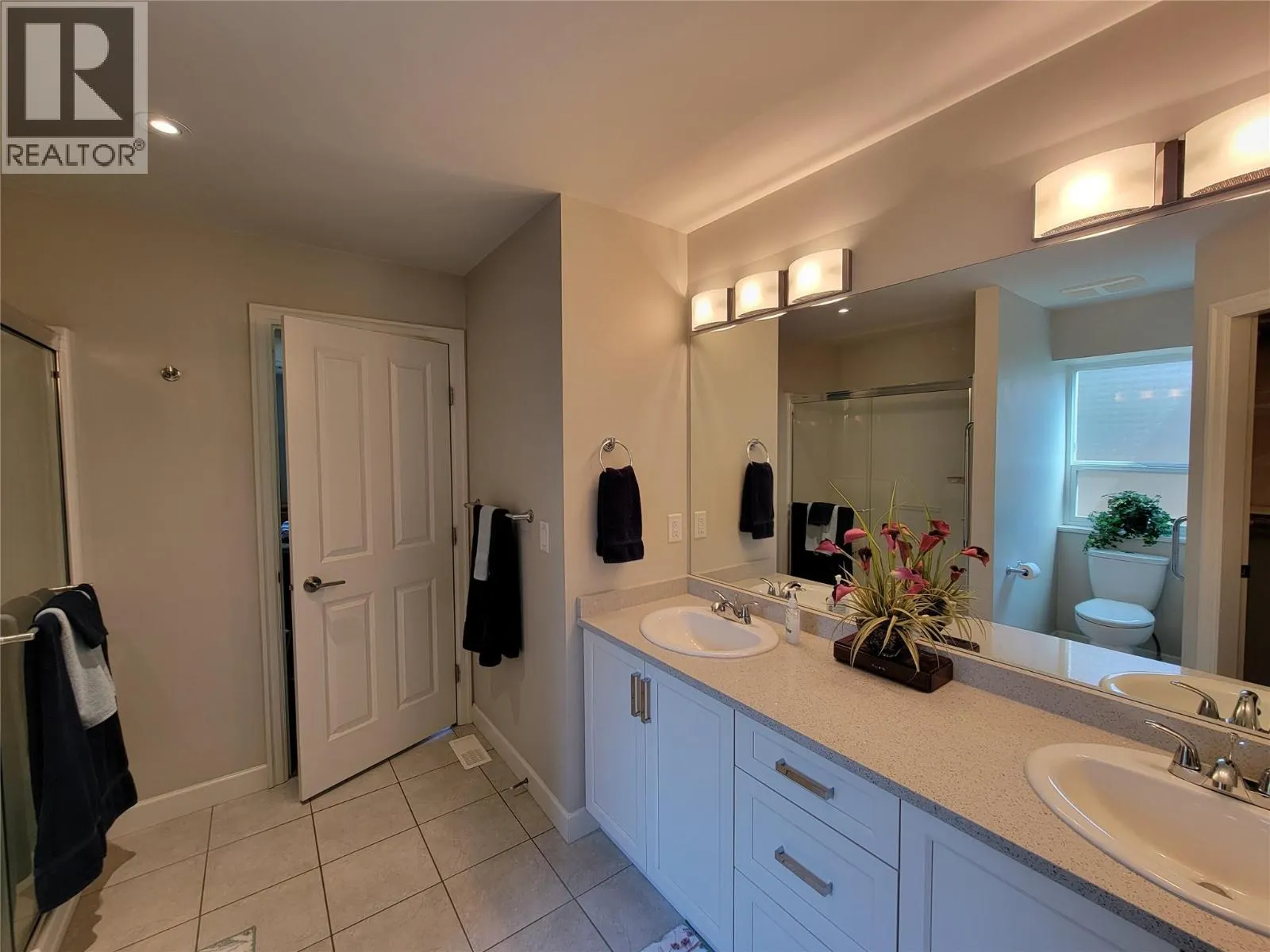 208 K-View Crescent