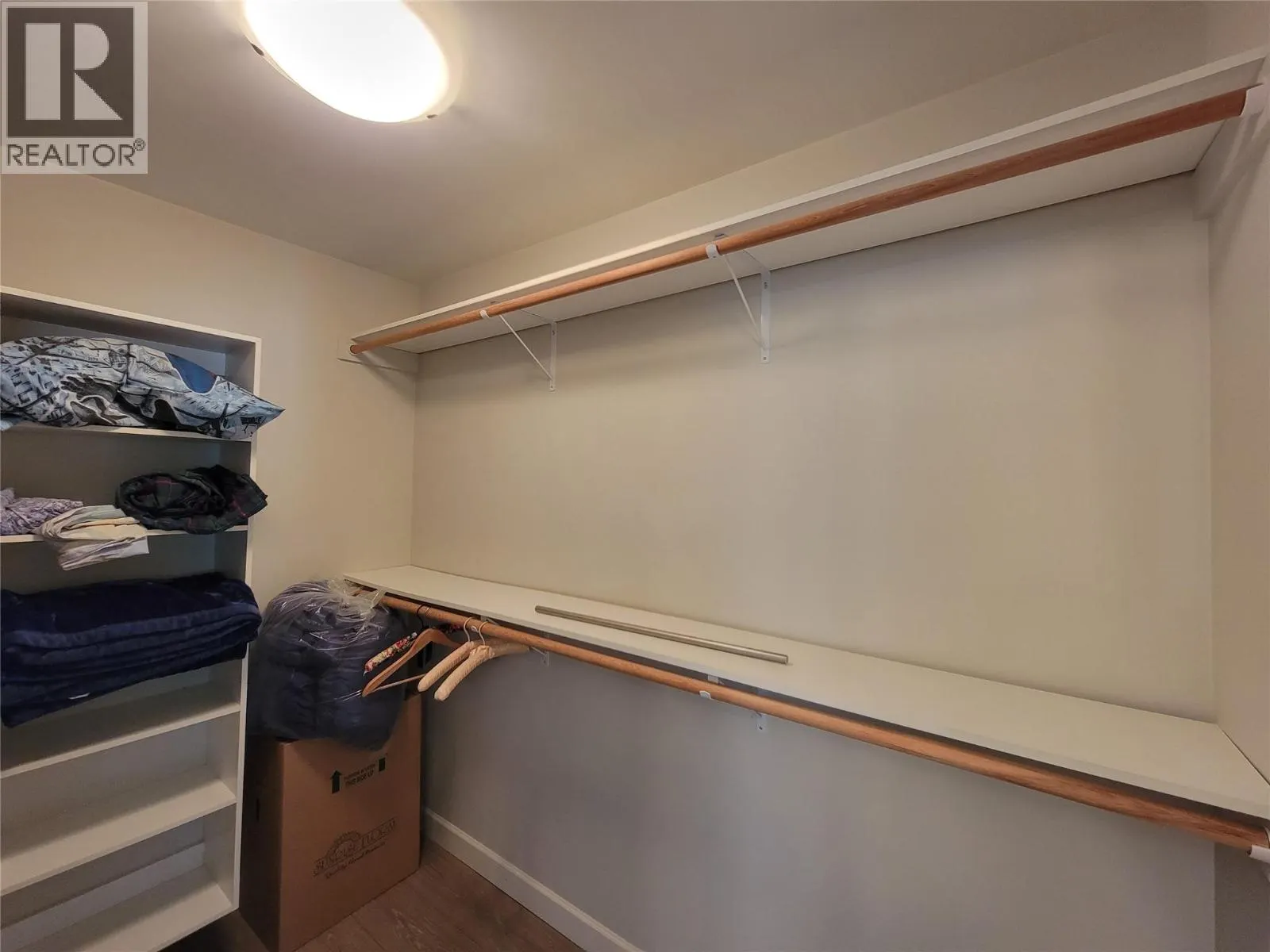 208 K-View Crescent