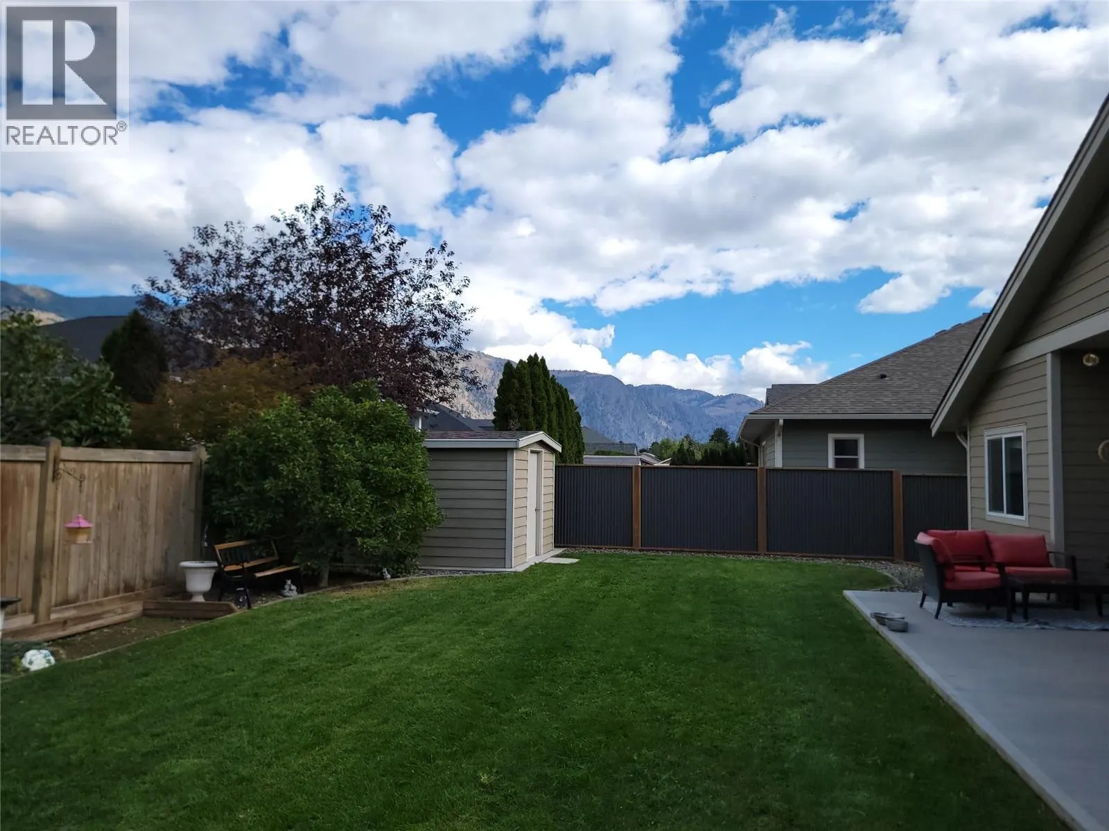 208 K-View Crescent