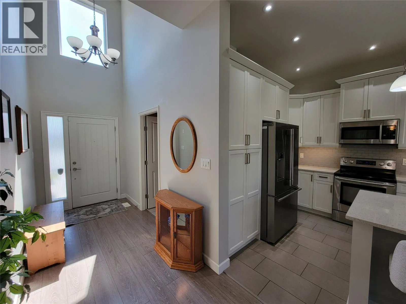 208 K-View Crescent