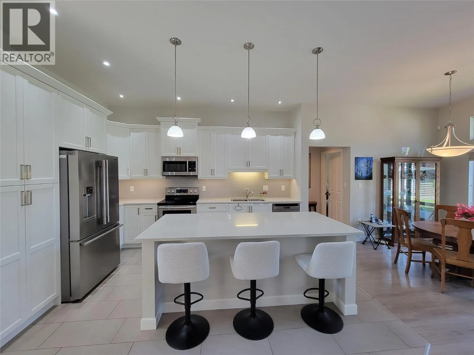 208 K-View Crescent