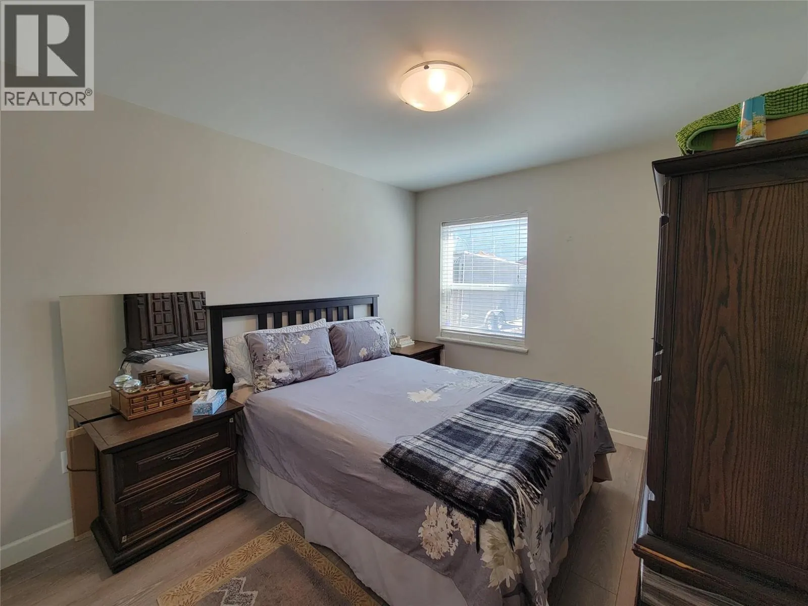 208 K-View Crescent