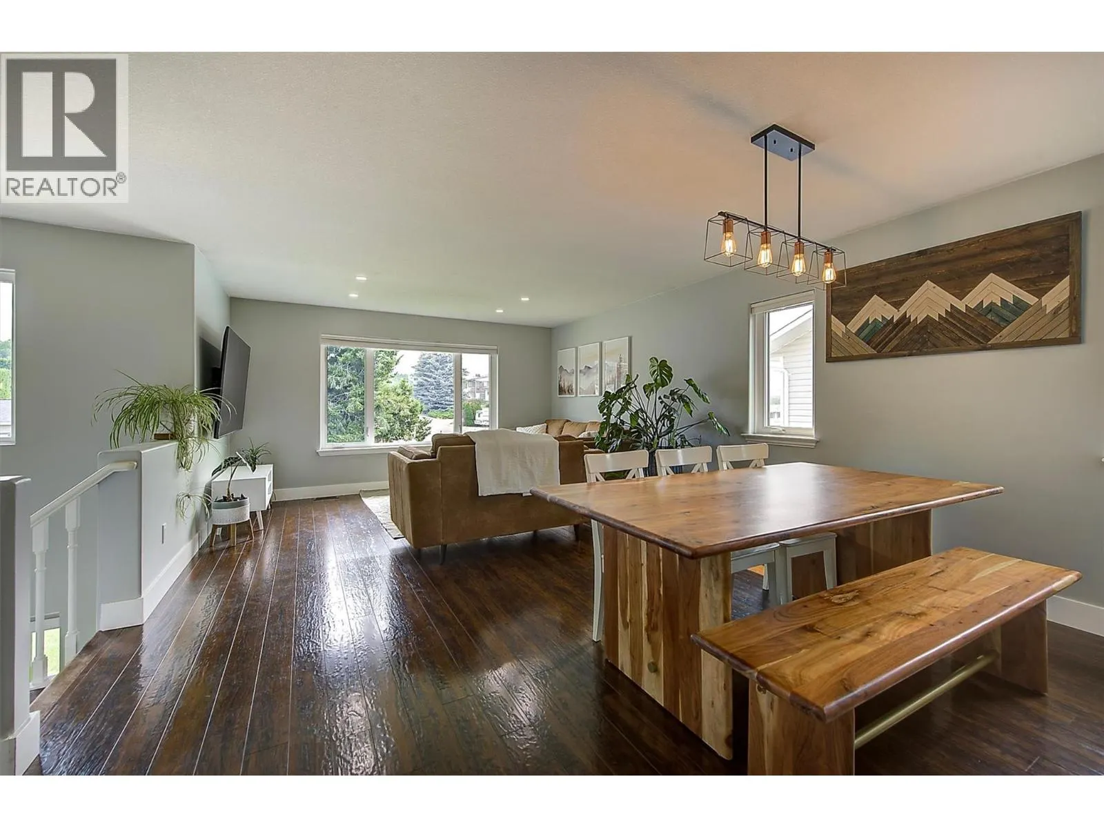1726 Hayashi Road