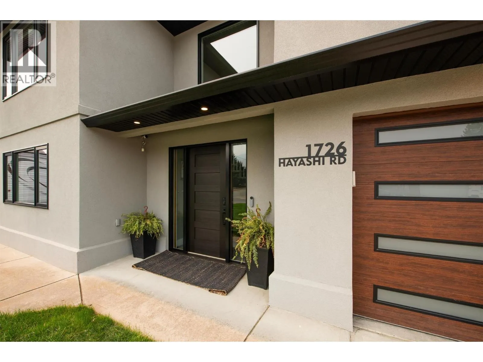 1726 Hayashi Road