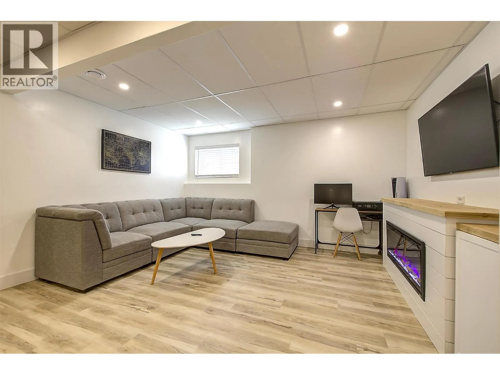 1726 Hayashi Road