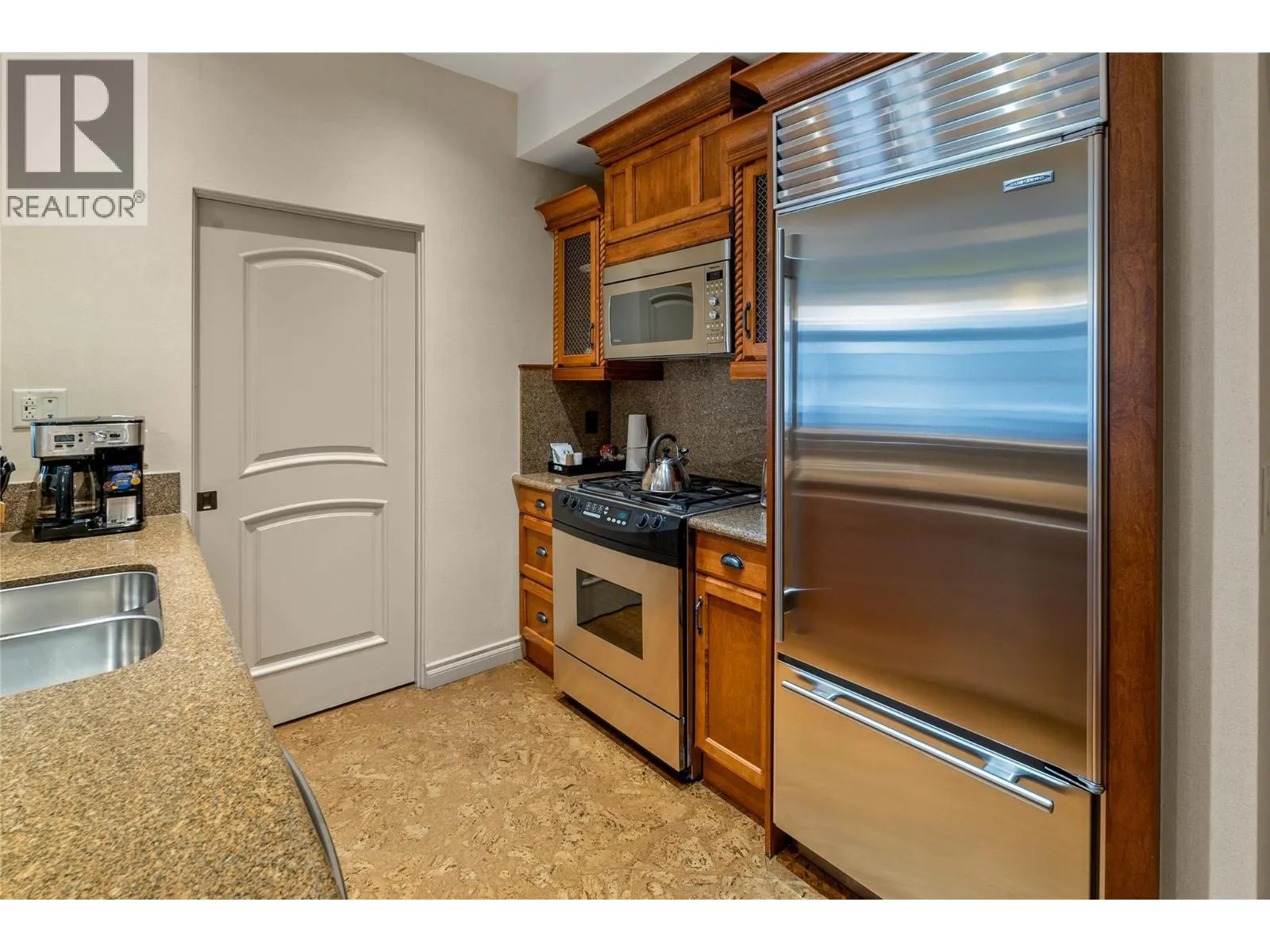 1288 Water Street N Unit# 350 L12