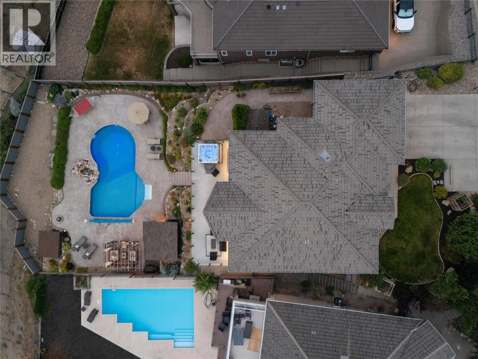 10 Bayview Heights