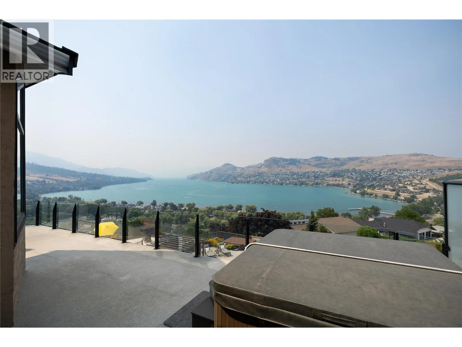 10 Bayview Heights