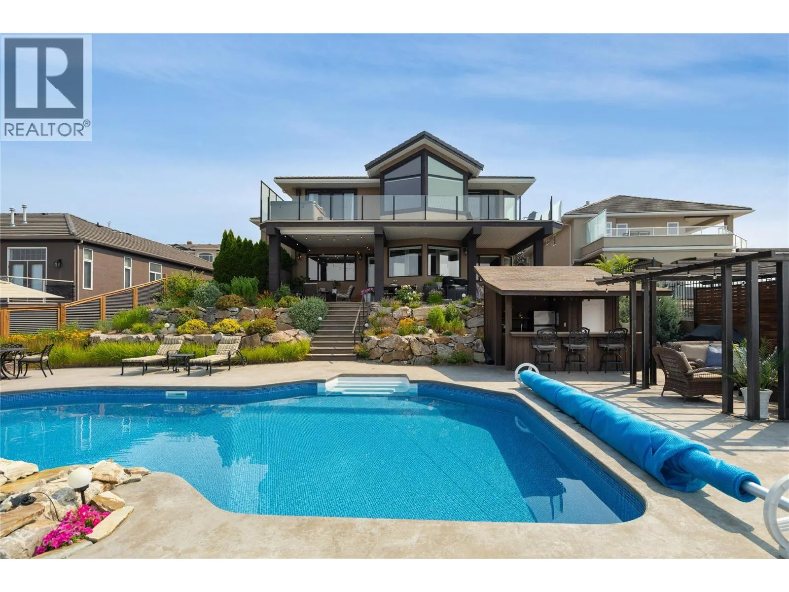 10 Bayview Heights