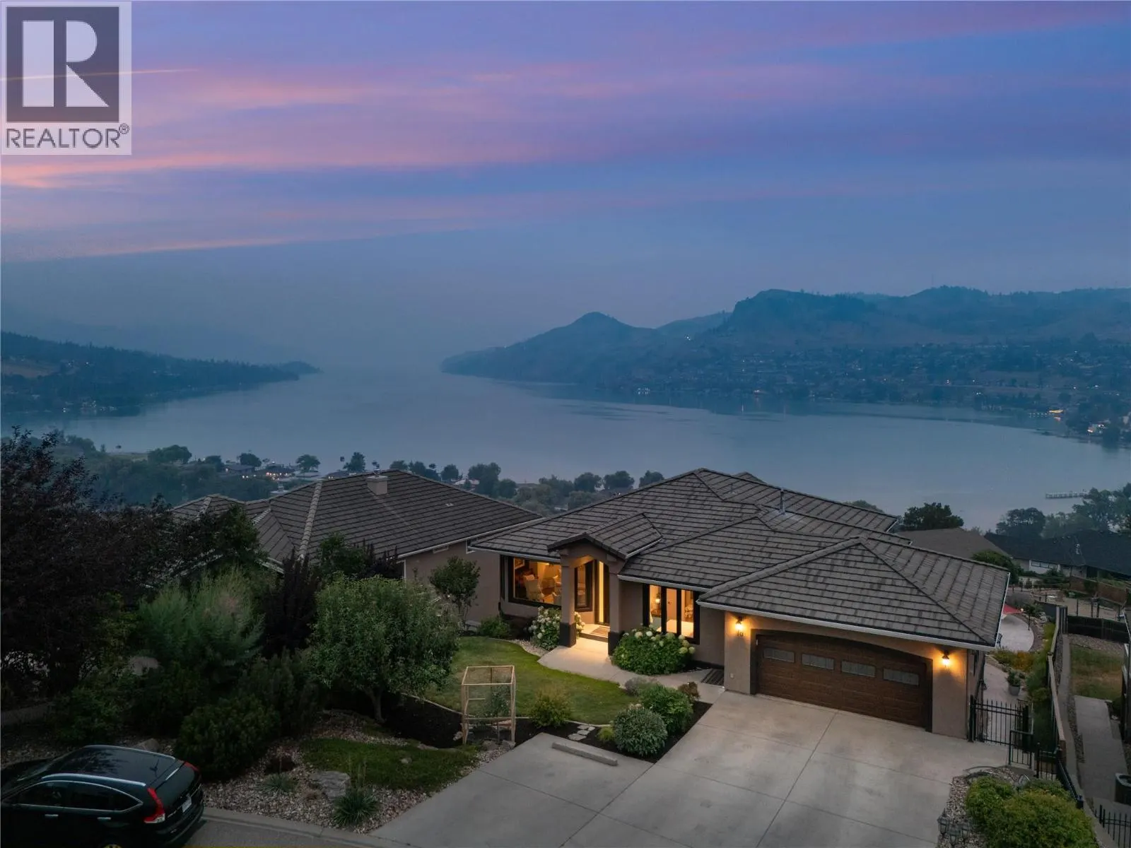 10 Bayview Heights