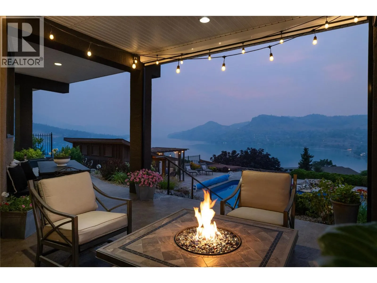 10 Bayview Heights