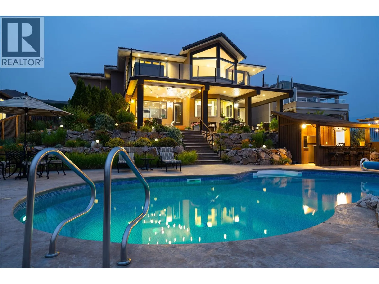10 Bayview Heights