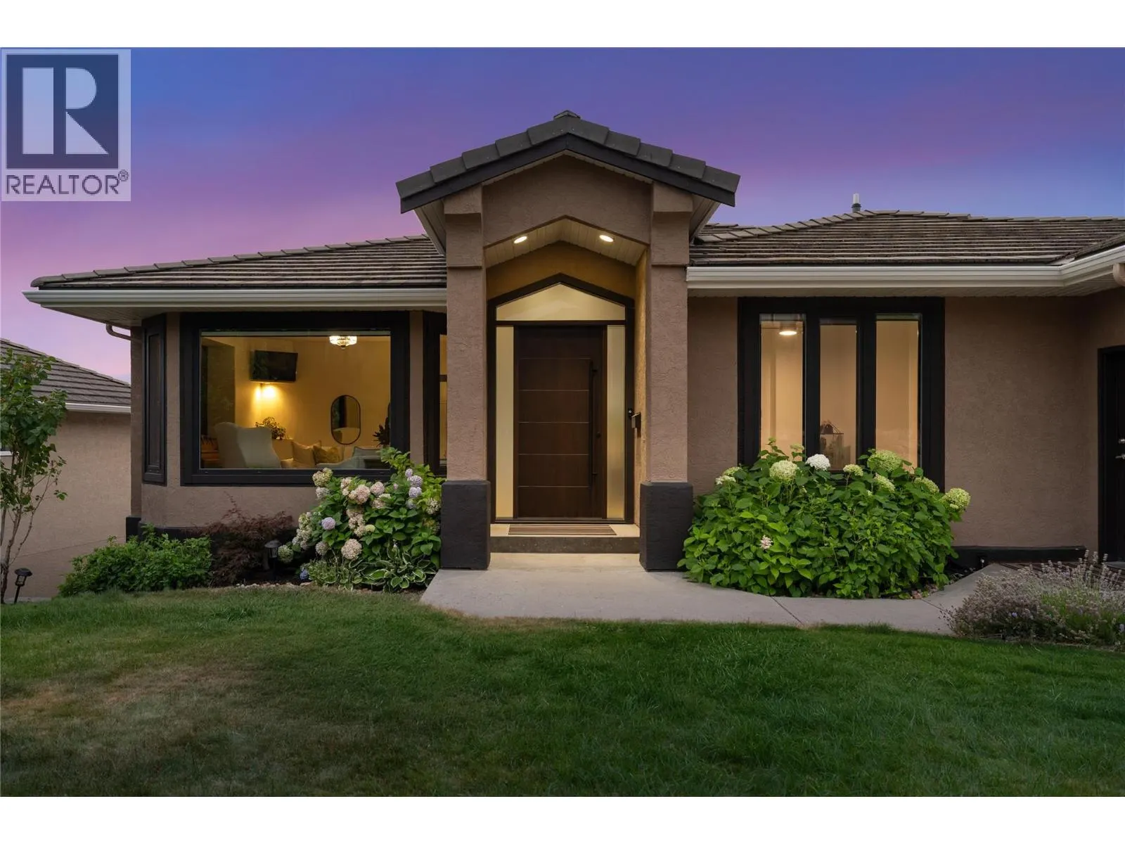 10 Bayview Heights